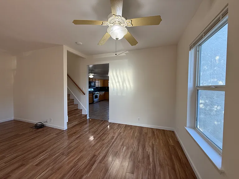 102 Brooklyn Ave — Photo 13
