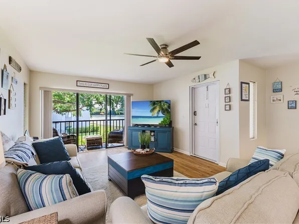 4641 Lakeside Club Blvd APT 13, Fort Myers, FL 33905