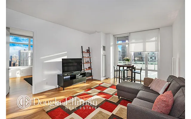 Rented by Douglas Elliman | media 2