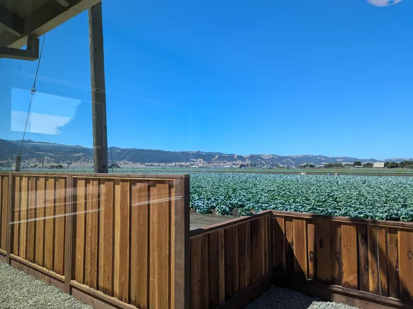 211 Freitas Rd, Hollister, CA 95023