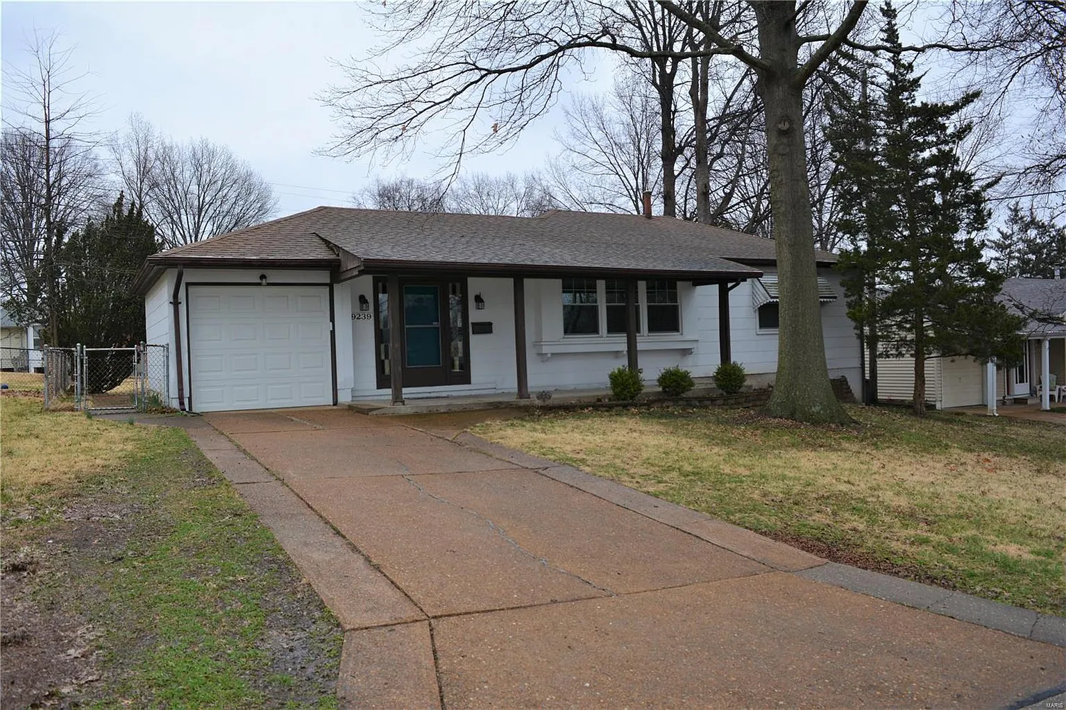 9239 Hale Dr photo 1