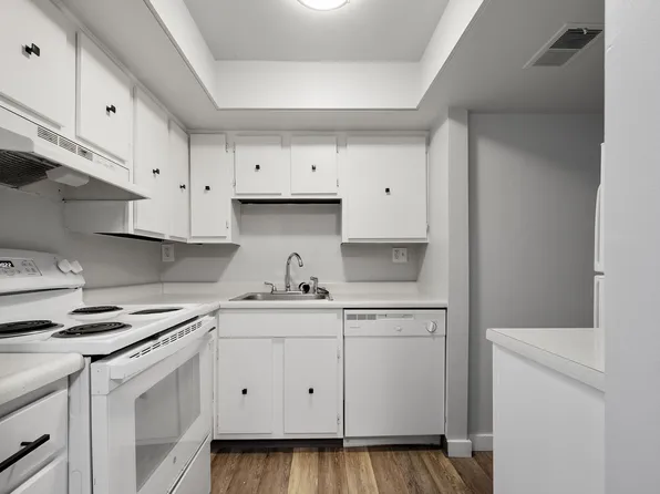 Heritage Meadows Apartments, 101 Cedar Hill Dr, Canonsburg, PA 15317