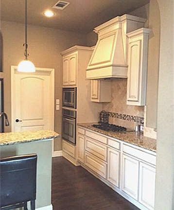 5th image of 8444 La Fontaine Dr