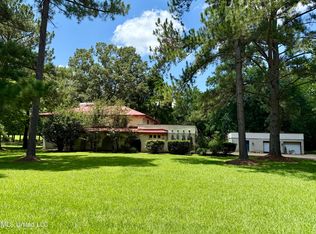 202 Hand Dr, Flowood, MS 39232