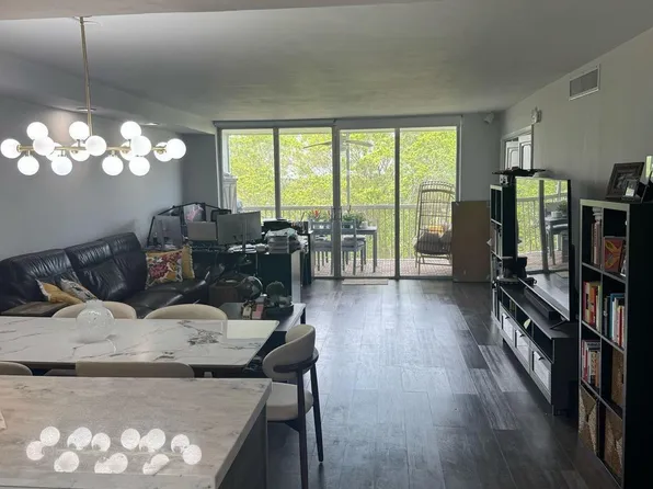 3090 N Course Drive #601, Pompano Beach, FL 33069