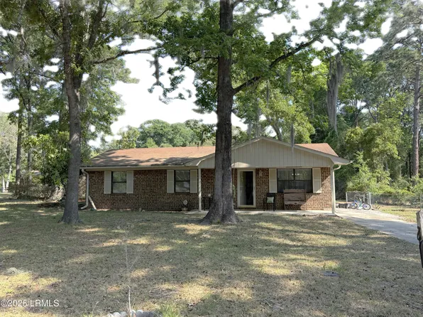 24 Doe Dr, Beaufort, SC 29907