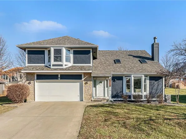 6015 NE Gladstone Ln, Kansas City, MO 64119