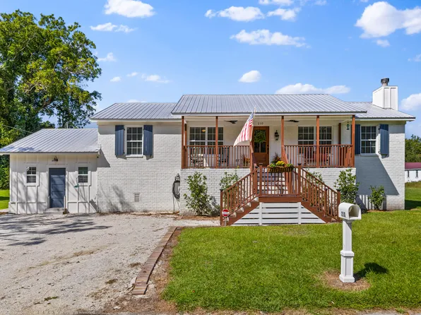 210 Cassena St, Mc Clellanville, SC 29458