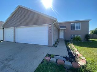 6013 23rd St S, Fargo, ND