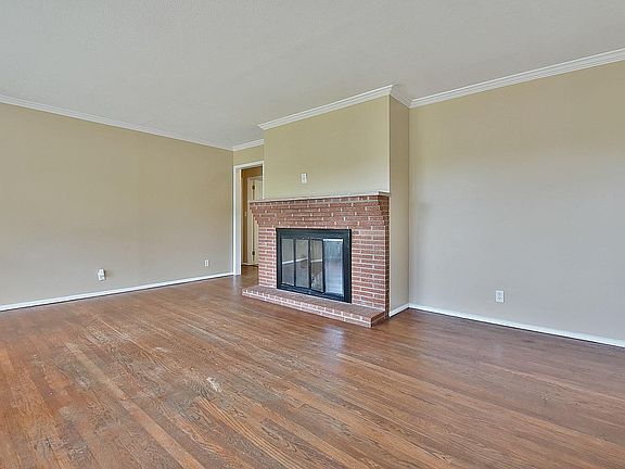 5th image of 3103 NW Spicewood Ln