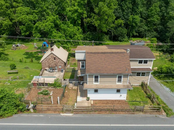741 Reinholds Rd, Denver, PA 17517
