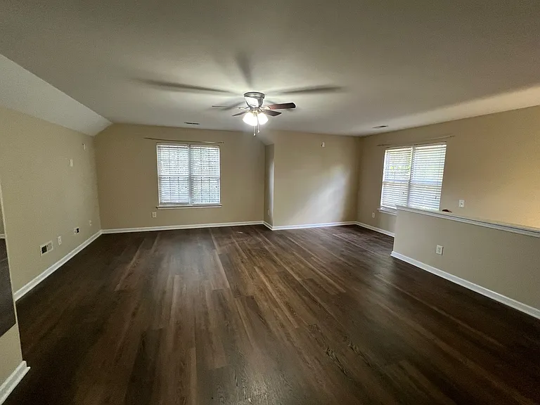 4115 Oakton Ridge Ct — Photo 13