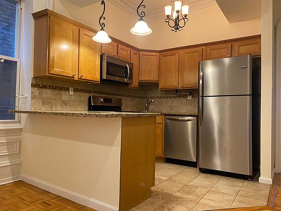 kitchen with stainless appliances including microwave and dishwasher
