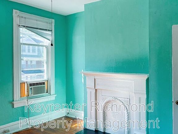 3rd image of 2104 W Cary St