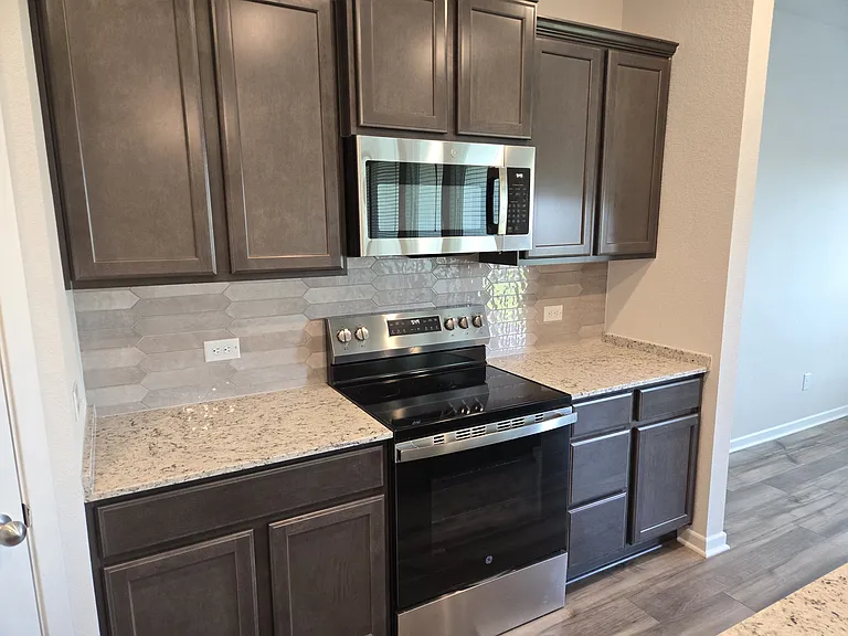 7009 Hammermill Ln — Photo 21