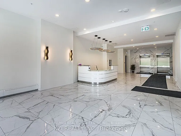 128 King St N #1001 — Photo 5