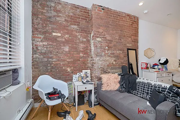Rented by Keller Williams NYC | media 15
