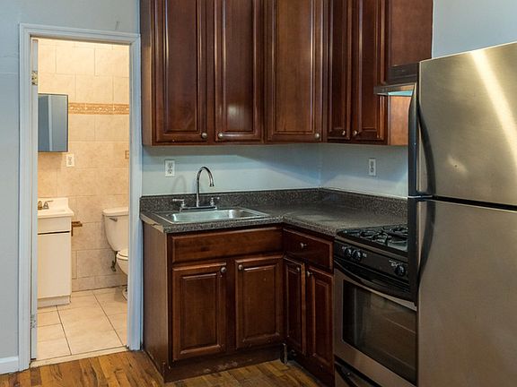 2nd image of 415 Bushwick Ave #B2