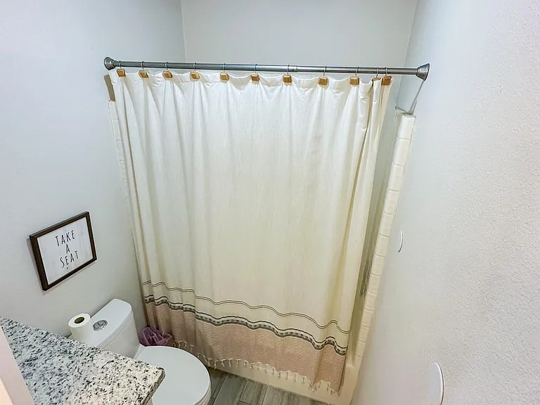 950 Naomi Ct — Photo 14