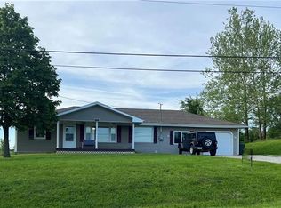 1307 W Main St, Maysville, MO 64469