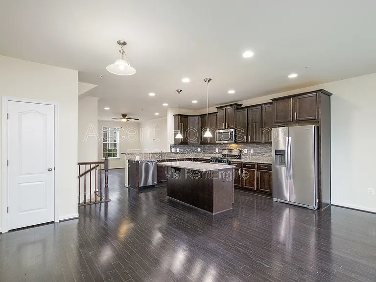 8605 Sweet Rose Ct — Photo 6