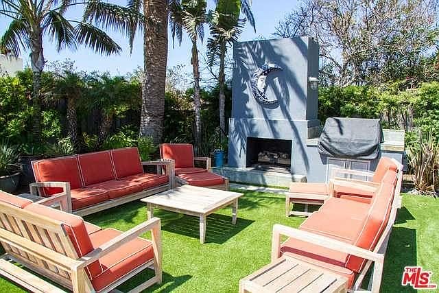 31964 Pacific Coast Hwy, Malibu, CA 90265 | Zillow
