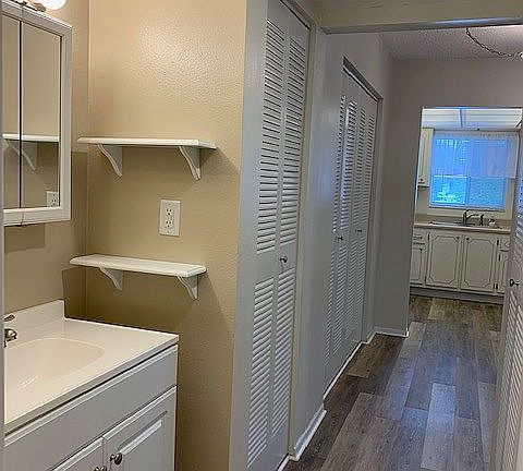 3rd image of 1100 Martinique Dr APT 205
