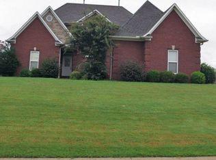 82 Mallard Point Dr, Jackson, TN 38305