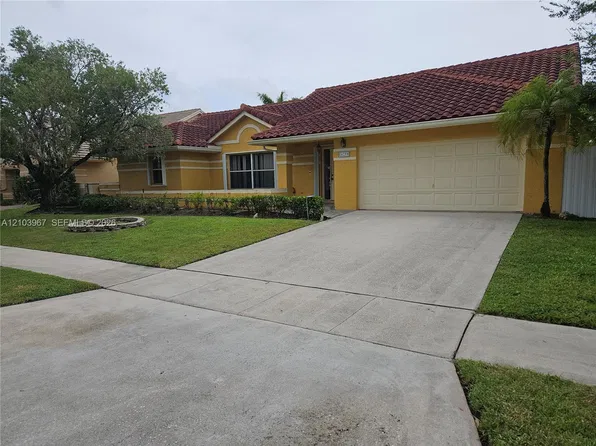 16258 NW 12th St, Pembroke Pines, FL 33028