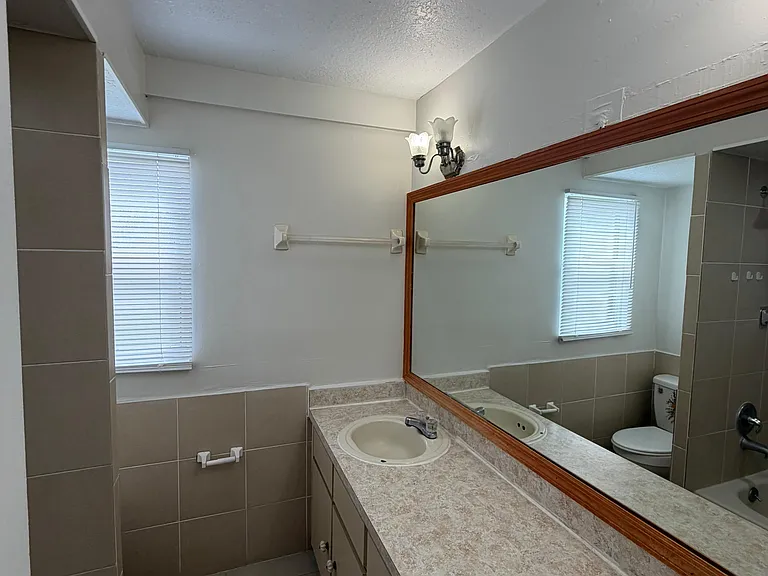 2973 S Fern Creek Ave #2973 — Photo 2
