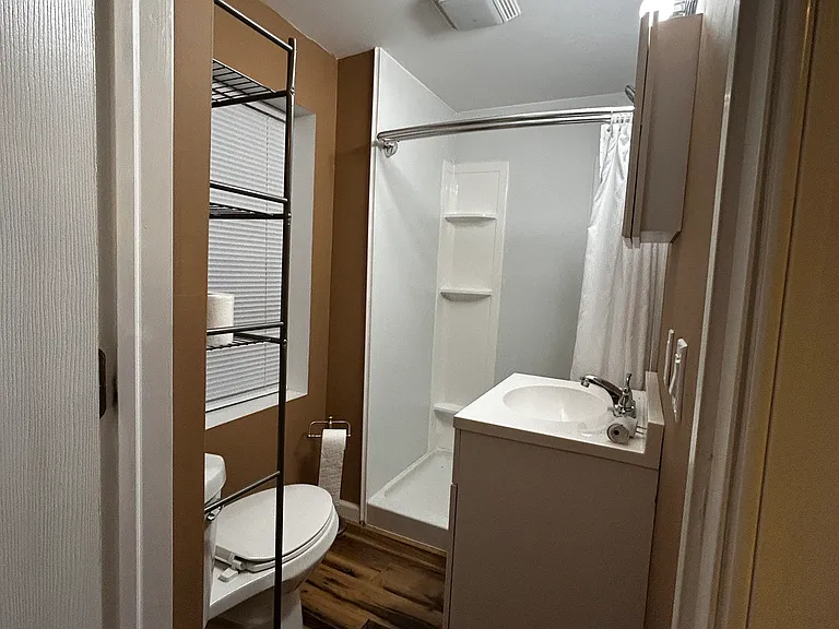 6 Roosevelt Ave #3 — Photo 7