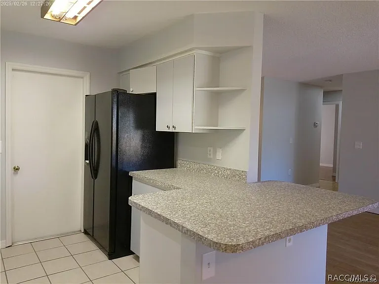 5921 W Woodhill Ct — Photo 12