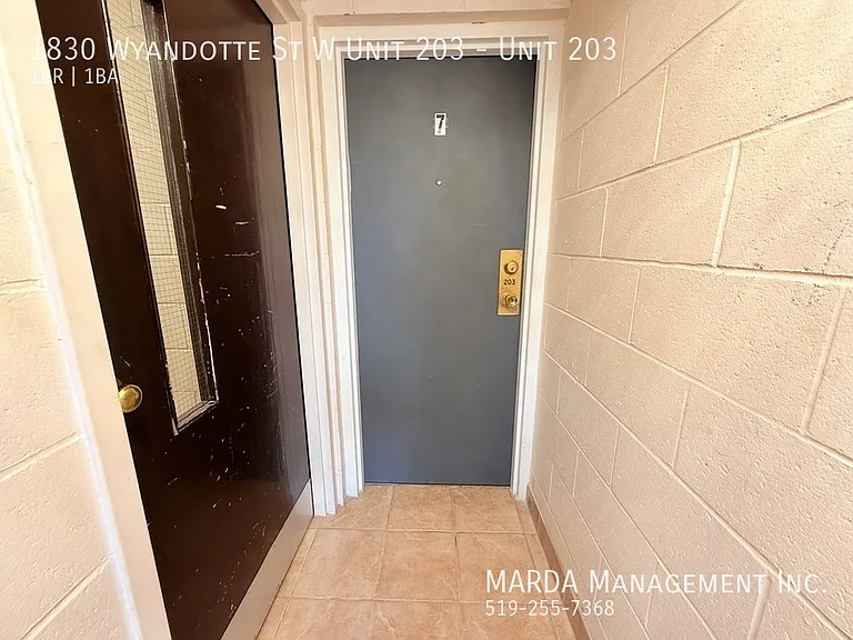 1830 Wyandotte St W #203 — Photo 27