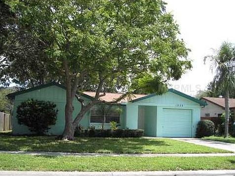 1st image of 1805 Elaine Dr