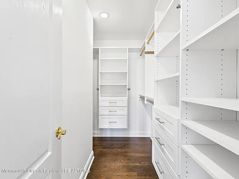 74 Seaview Ave — Photo 11