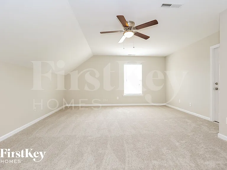 1934 Shafer Dr — Photo 10
