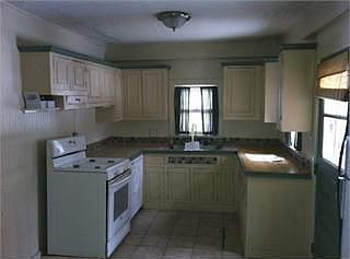 4th image of 319 Glasco Tpke