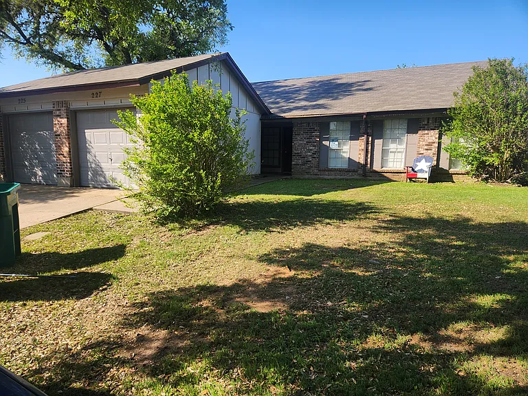 River Oaks Apartments — Photo 38