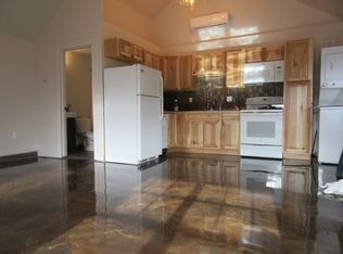 11415 NE Pacific St, Portland, OR 97220