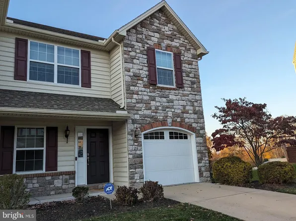 21 Indiana Cir, Lemoyne, PA 17043