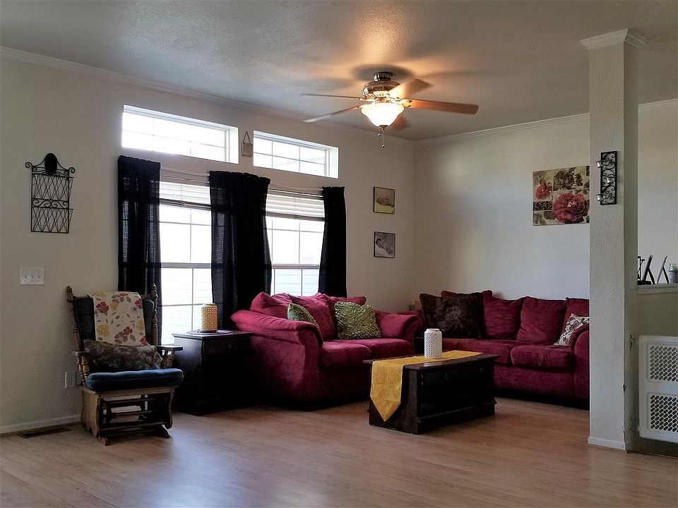 214 N Columbus St, North Pekin, IL 61554 Zillow