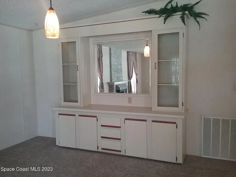 1609 Ridge Dr — Photo 10