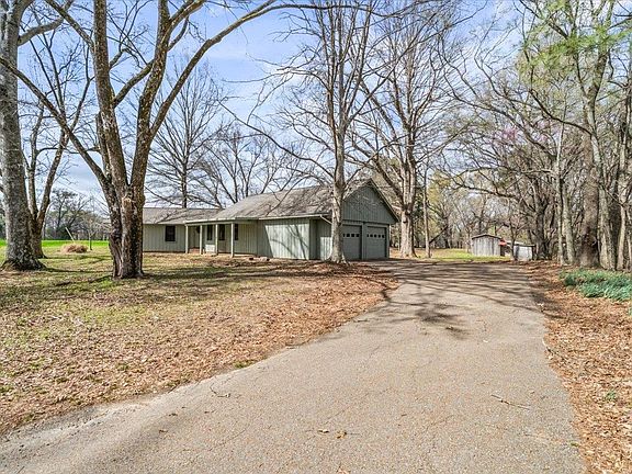 3rd image of 145 Quail Rd