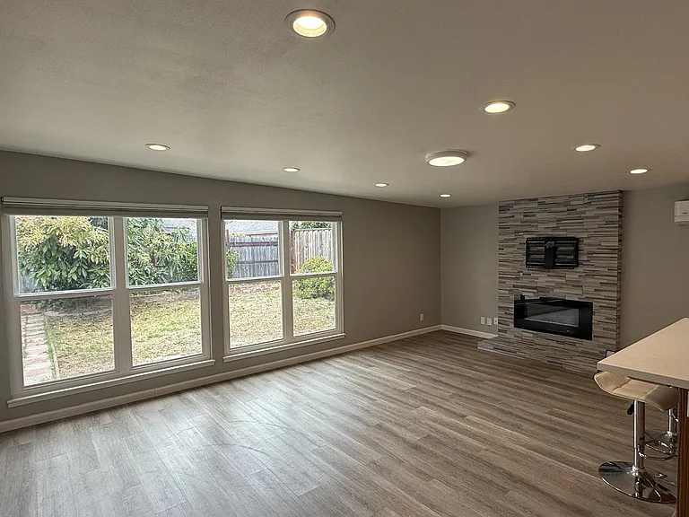 4717 Beechwood Ave — Photo 8