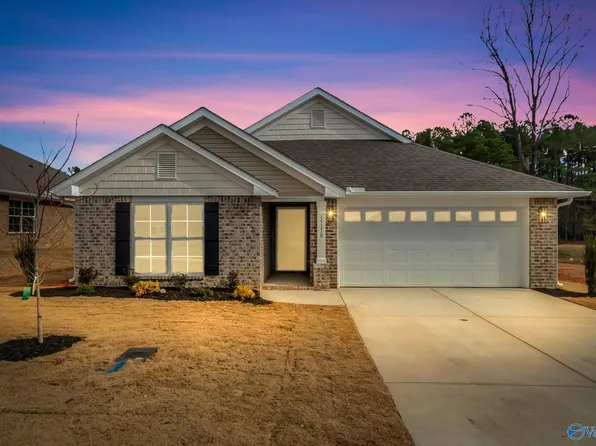 15310 Springbrook Trce, Athens, AL 35611