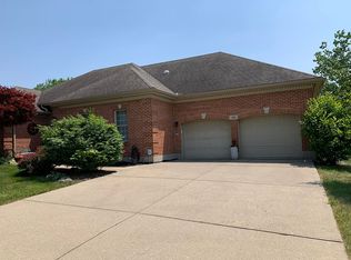 15 Sycamore Creek Dr, Springboro, OH 45066