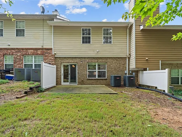 386 Creek Manor Way — Photo 35