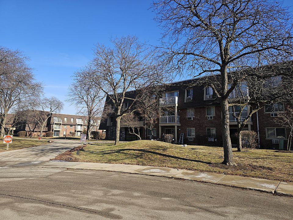 1st image of 4 Villa Verde Dr APT 314