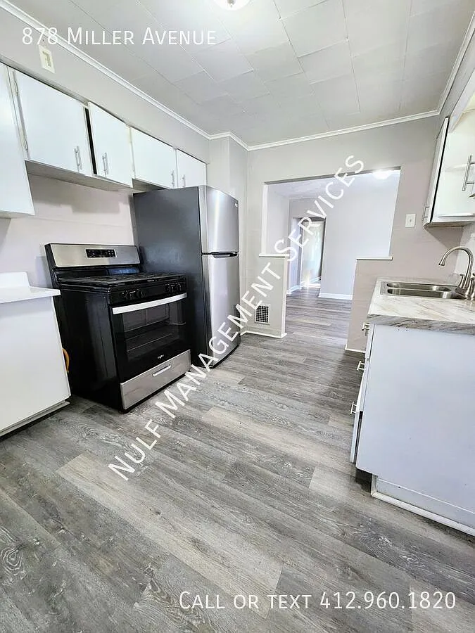 2 bed, 1 bath in Clairton — Photo 1