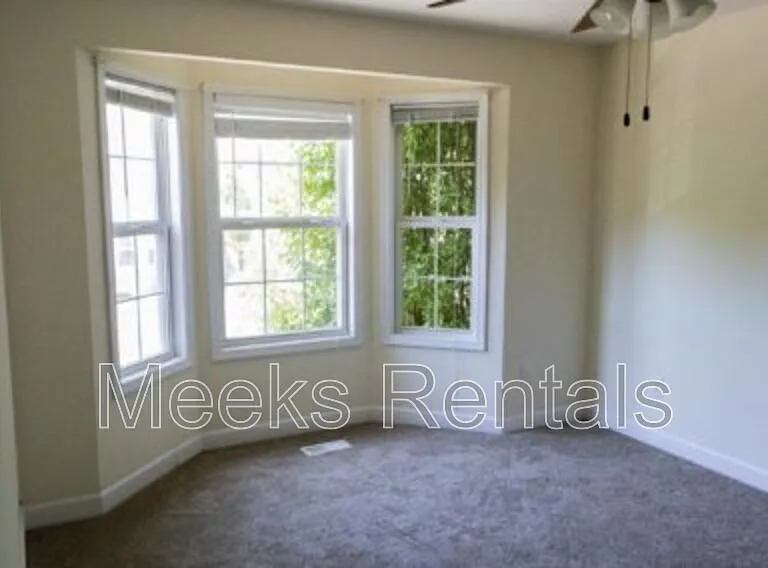 Ariel Pointe Townhomes — Photo 6